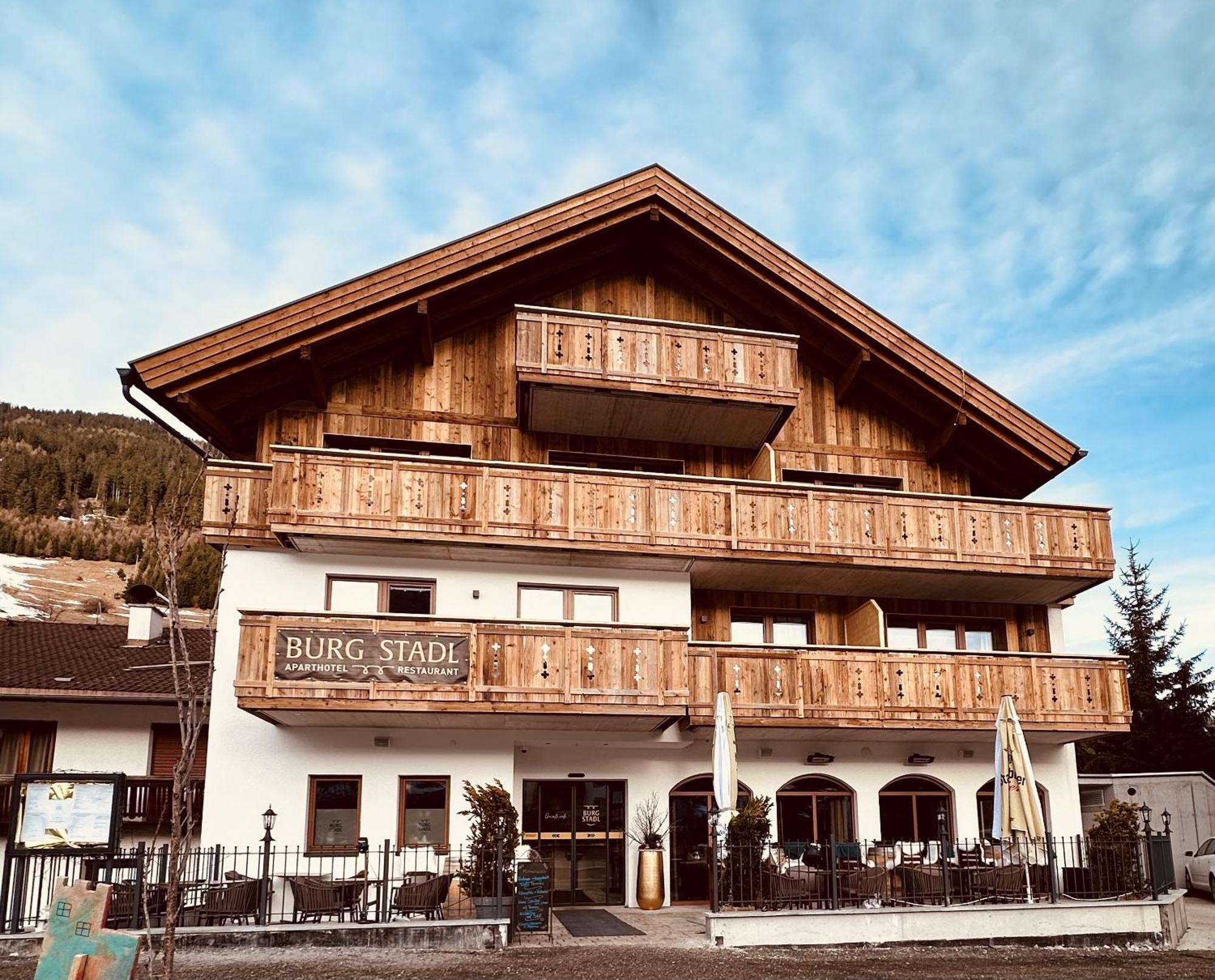 Burgstadl Aparthotel & Restaurant Ladis Zewnętrze zdjęcie