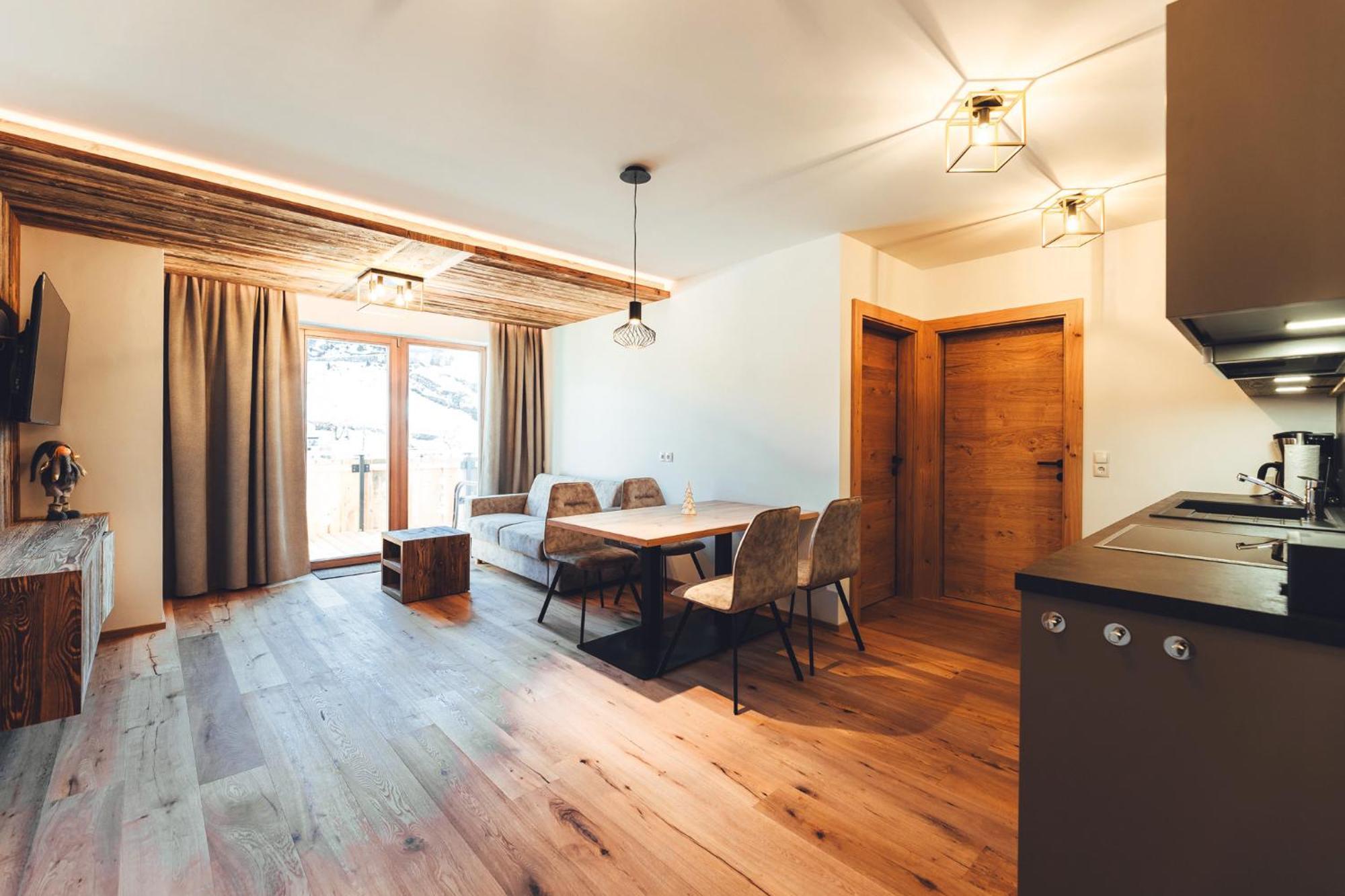 Burgstadl Aparthotel & Restaurant Ladis Zewnętrze zdjęcie